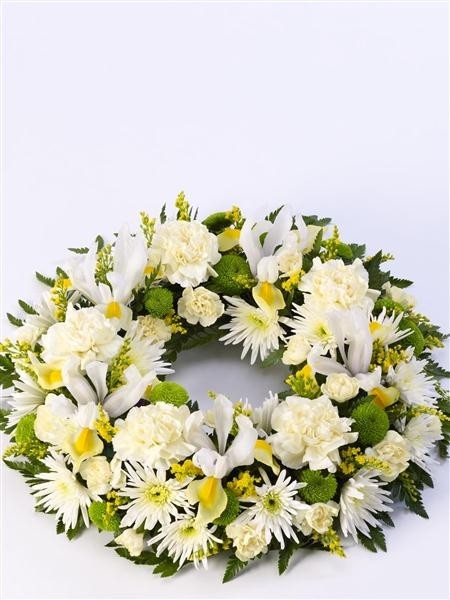 Classic Selection Wreath Yellow and Cream