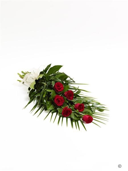 Simple Rose Sheaf Red