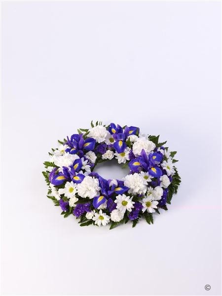 Classic Selection Wreath Blue and White