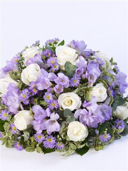 Scented Posy   Lilac and White